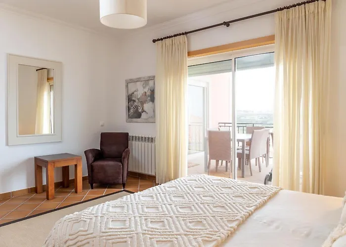 Apartman T3 Sea View, Pool, Golf, Praia Del Rey, Obidos *